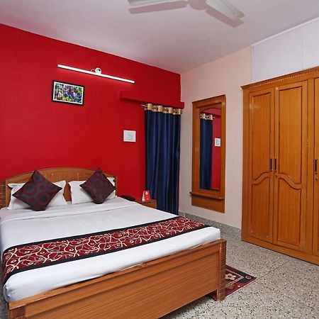Oyo 10994 Hotel Luxury Inn Patna  Bagian luar foto