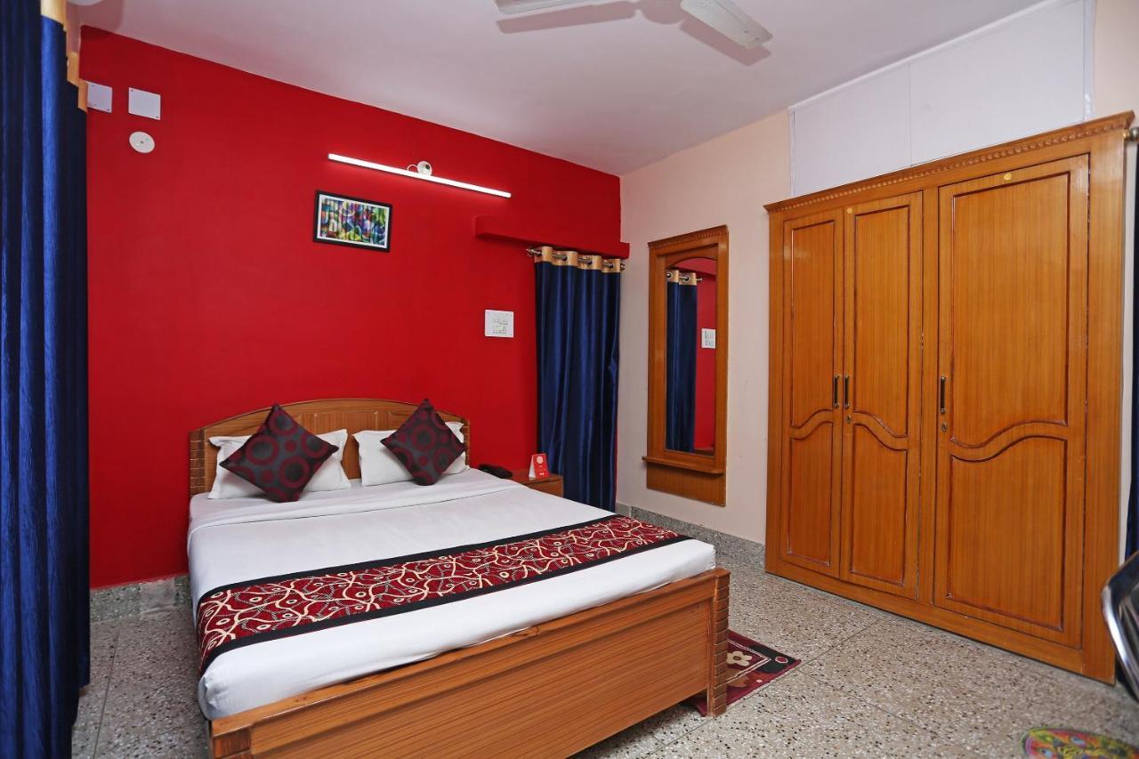 Oyo 10994 Hotel Luxury Inn Patna  Bagian luar foto
