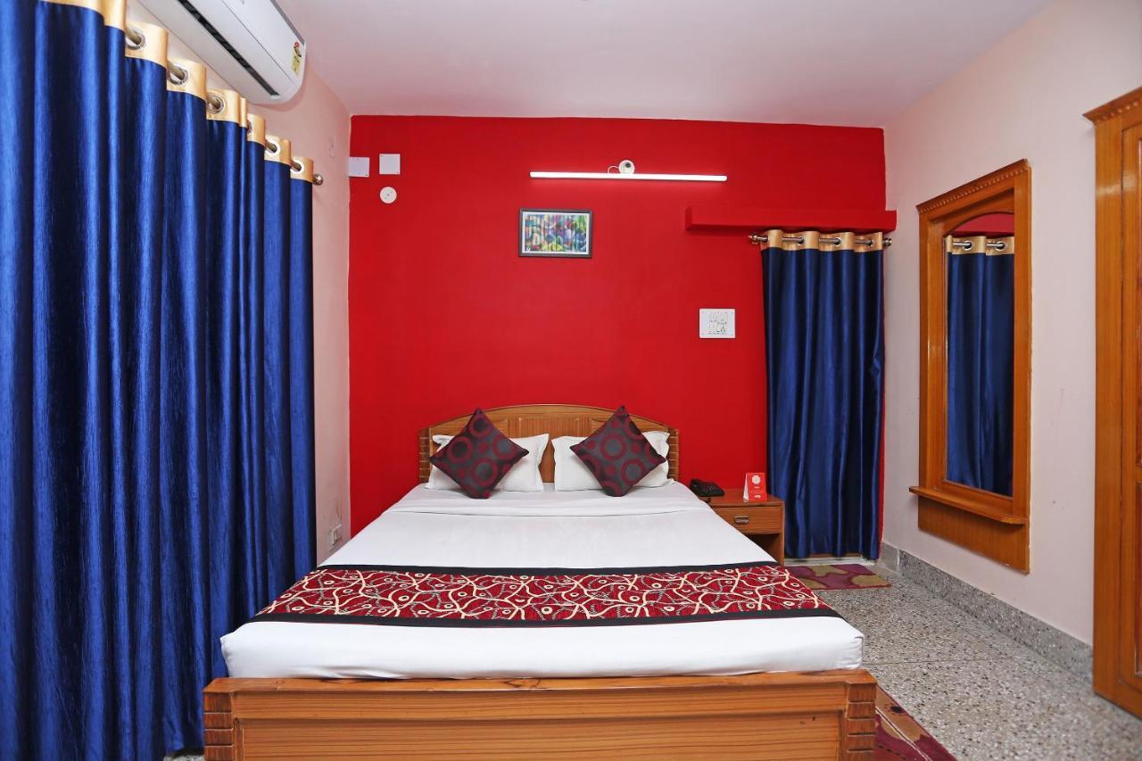 Oyo 10994 Hotel Luxury Inn Patna  Bagian luar foto