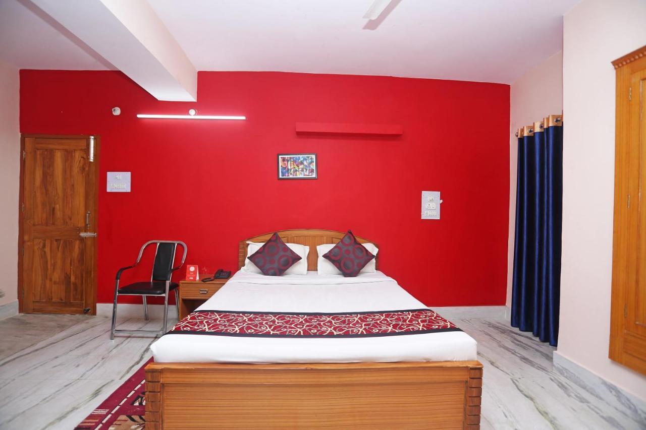 Oyo 10994 Hotel Luxury Inn Patna  Bagian luar foto